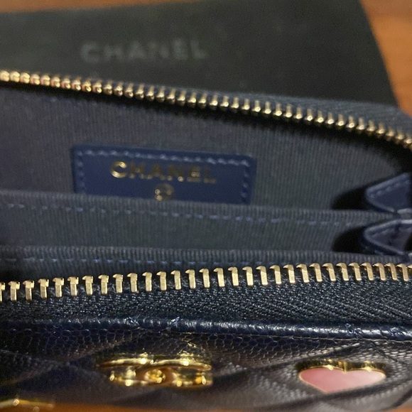 CHANEL - authentic wallet - limited edition - Picture 5 of 7